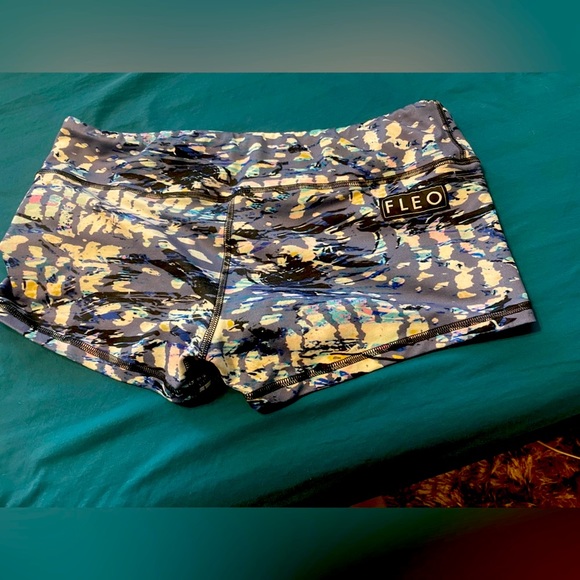 Sold - COPY - FLEO XL great condition just too big - Picture 2 of 7